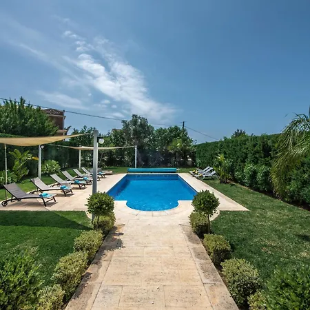 Villa Carmen By Interhome